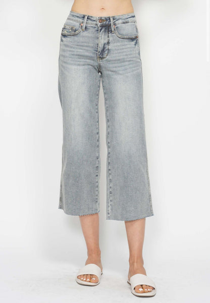 Carly Cropped Tummy Control Judy Blue Jeans